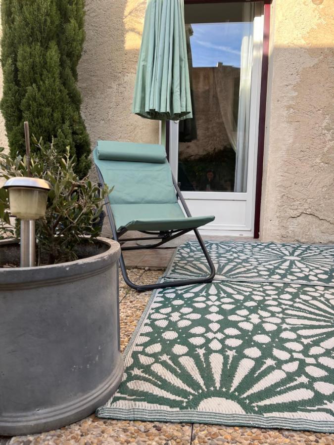 شقة Sasha'Blue-Terrasse Jardin-Park-Clim-Piscine LʼIsle-sur-la-Sorgue المظهر الخارجي الصورة